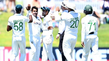 নিউজিল্যান্ডকে ৩২৮ রানে থামাল বাংলাদেশ