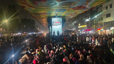 সড়ক ছাড়লেন তিতুমীরের শিক্ষার্থীরা, যান চলাচল শুরু