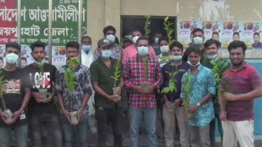 জয়পুরহাটে জেলা ছাত্রলীগের উদ্যোগে গাছের চারা বিতরণ