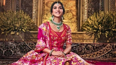 আম্বানী বাড়ির নতুন বউ রাধিকার লেহঙ্গা তৈরির গল্প...