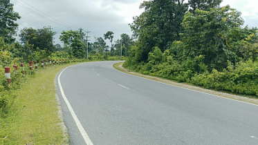 চট্টগ্রাম-কক্সবাজার ৬৬ কিলোমিটারে ৫০টি ঝুঁকিপূর্ণ বাঁক (ভিডিও)