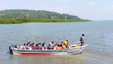 রাখাইনের পরিস্থিতি পরিদর্শনে মিয়ানমারে বাংলাদেশি কর্মকর্তারা