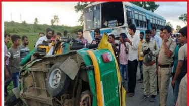 পশ্চিমবঙ্গে বাস-অটোরিক্সা মুখোমুখি সংঘর্ষ, নিহত ৯