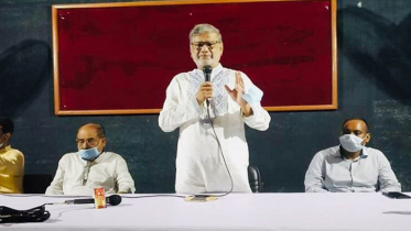 ‘বিশ্ব মন্দার মধ্যেও এগিয়ে যাচ্ছে বাংলাদেশ’