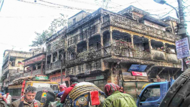 অপরিকল্পনায় ম্লান, ঐতিহ্যের ঘ্রাণ (ভিডিও)