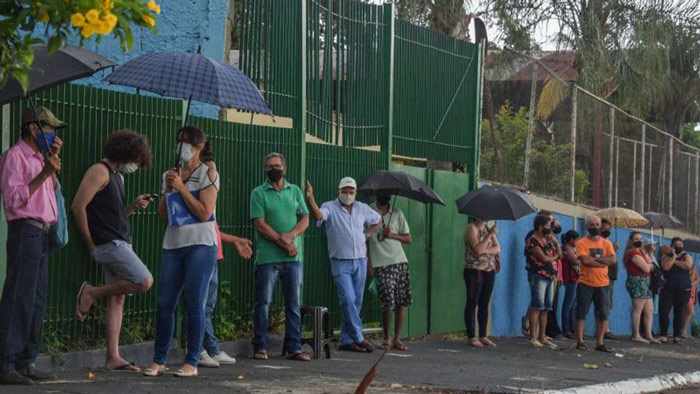 সেরানা শহরে চীনা টিকার এই পরীক্ষা চালায় বুতানতান ইনস্টিটিউট