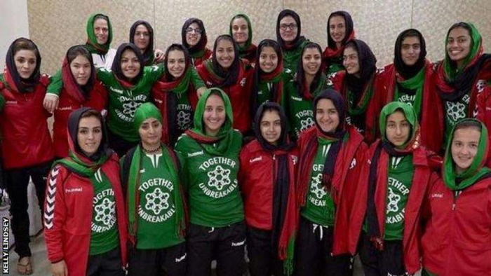 আফগান নারী ক্রিকেট দলের সদস্যরা