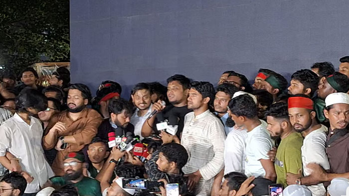 আ.লীগ নিষিদ্ধের প্রজ্ঞাপন পেলে সোমবার আনন্দ মিছিল: হাসনাত