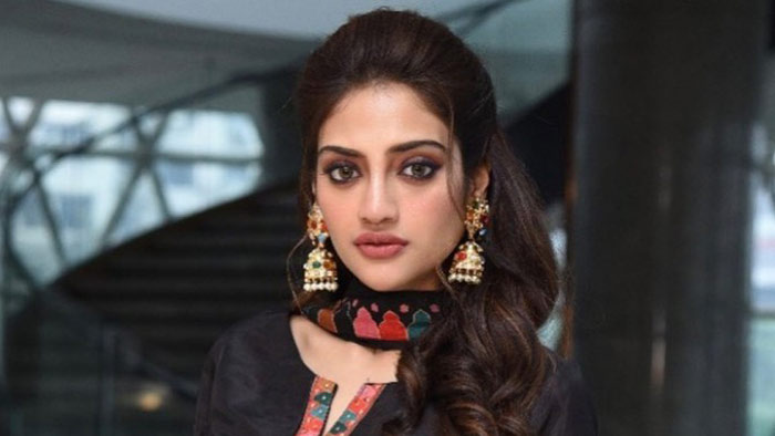 অভিনেত্রী নুসরত জাহান অভিনেত্রী নুসরত জাহান