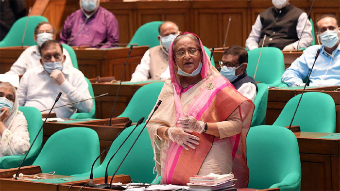 প্রধানমন্ত্রী শেখ হাসিনা গত বৃহস্পতিবার জাতীয় সংসদে বক্তব্য রাখছেন- পিআইডি