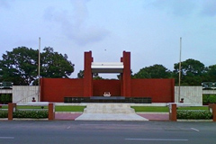 শিখা অনির্বাণে রাষ্ট্রপতি-প্রধানমন্ত্রীর শ্রদ্ধা নিবেদন