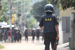 রাজশাহীতে জঙ্গি আস্তানায় র‌্যাবের অভিযান